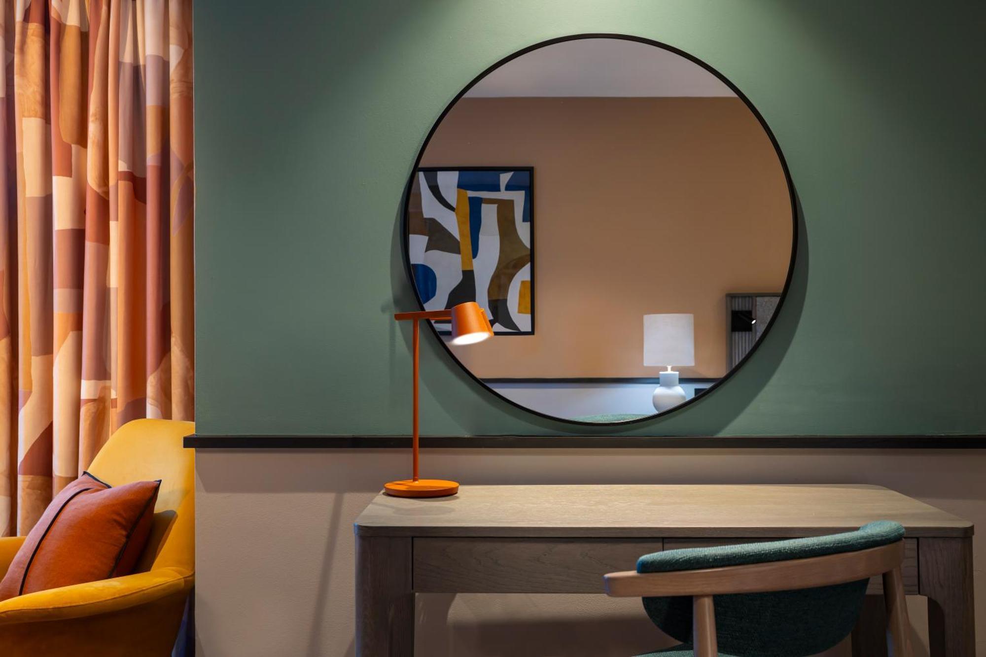 Voco Fareham - Solent By Ihg Hotell Exteriör bild