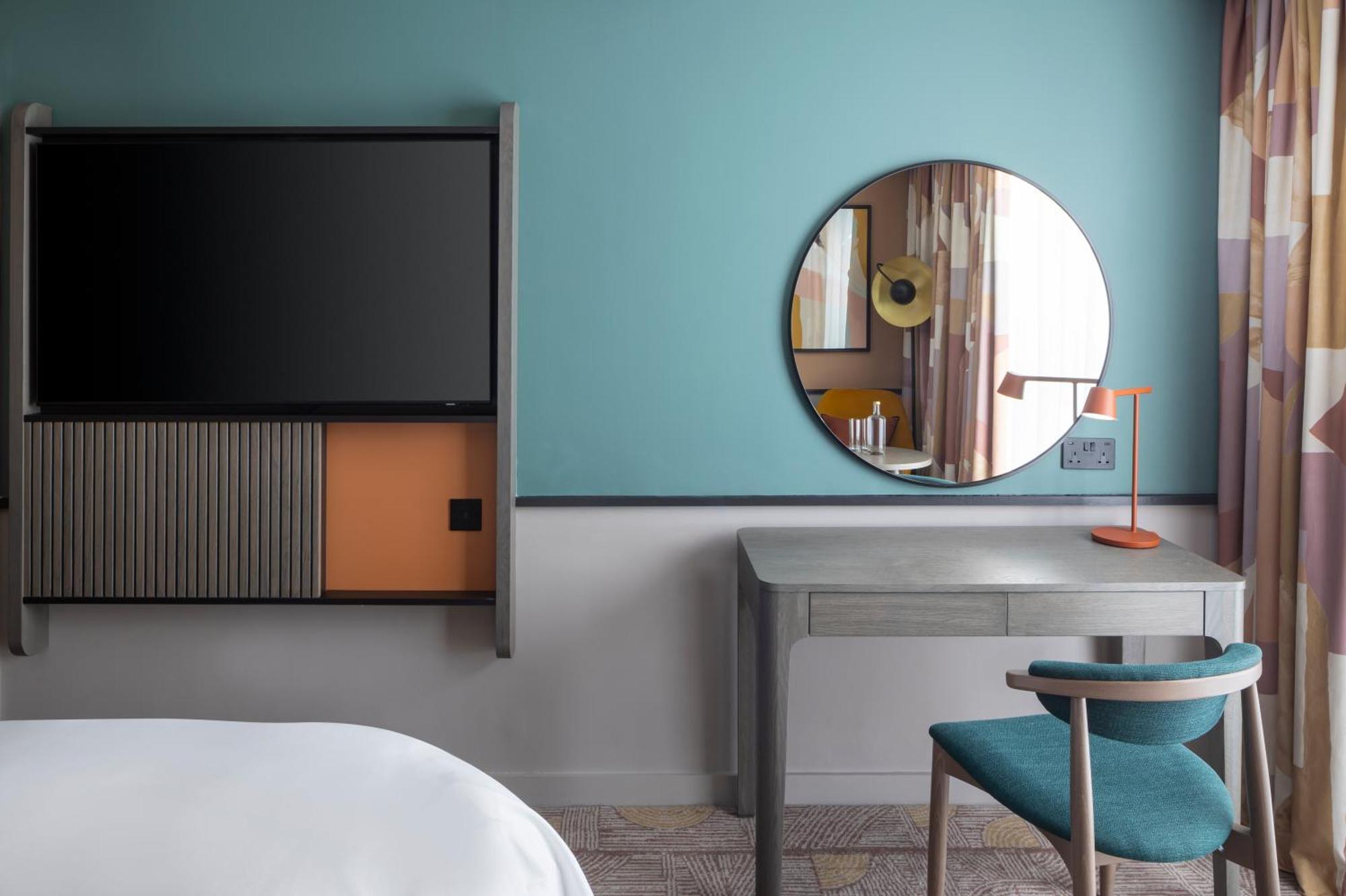 Voco Fareham - Solent By Ihg Hotell Exteriör bild