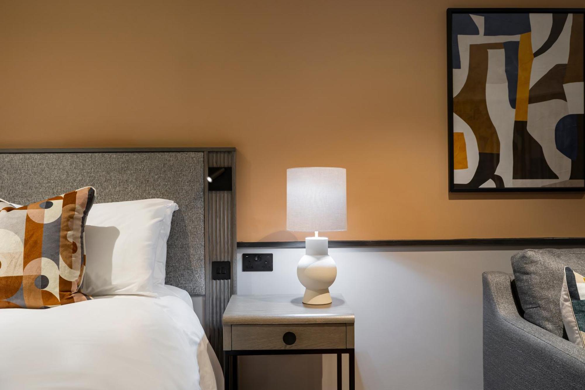 Voco Fareham - Solent By Ihg Hotell Exteriör bild