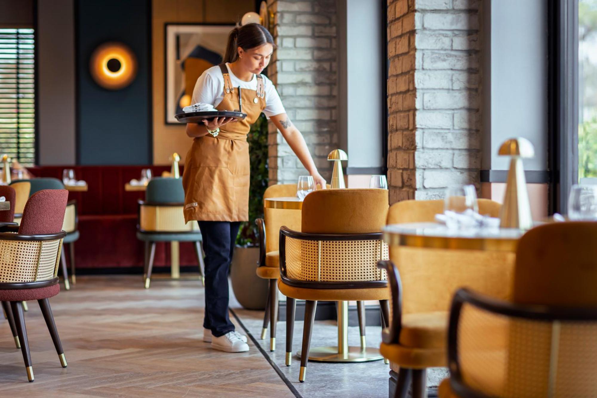 Voco Fareham - Solent By Ihg Hotell Exteriör bild
