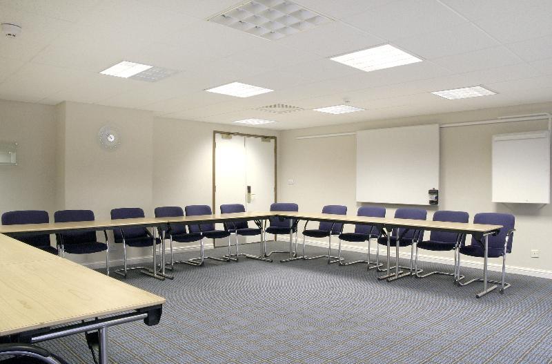 Voco Fareham - Solent By Ihg Hotell Exteriör bild